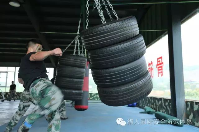 深圳保镖培训公司教你如何合法使用武力